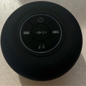 Black Wireless Waterproof Bluetooth Speaker